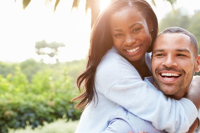 Comment faire plaisir à votre femme avec des cadeaux?